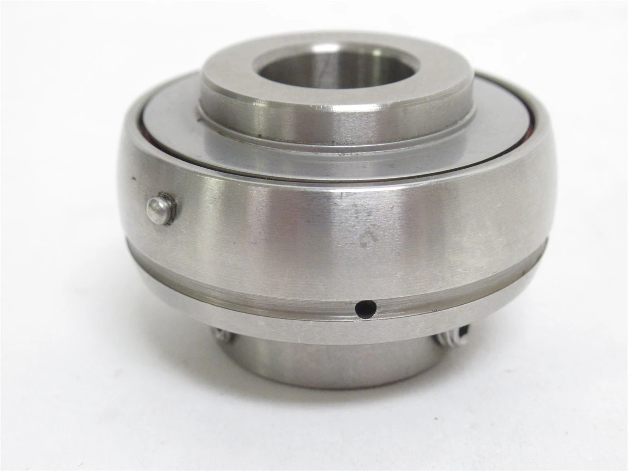 Peer SUC202-10; Ball Bearing Insert 5/8"ID x 47mmOD Set Screw