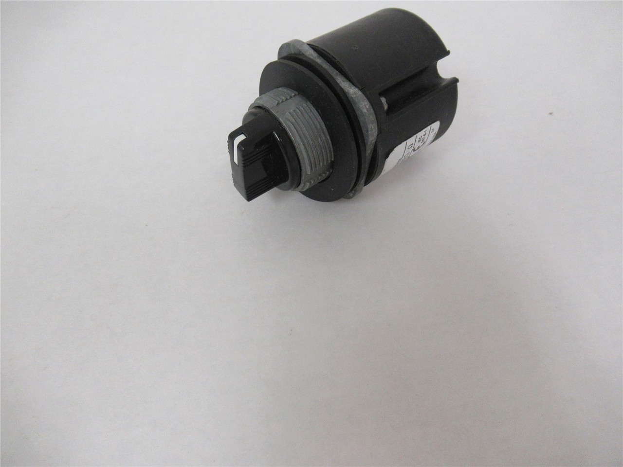 Allen-Bradley 800T-U54; Potentiometer .4MegOhm; 30.5mm