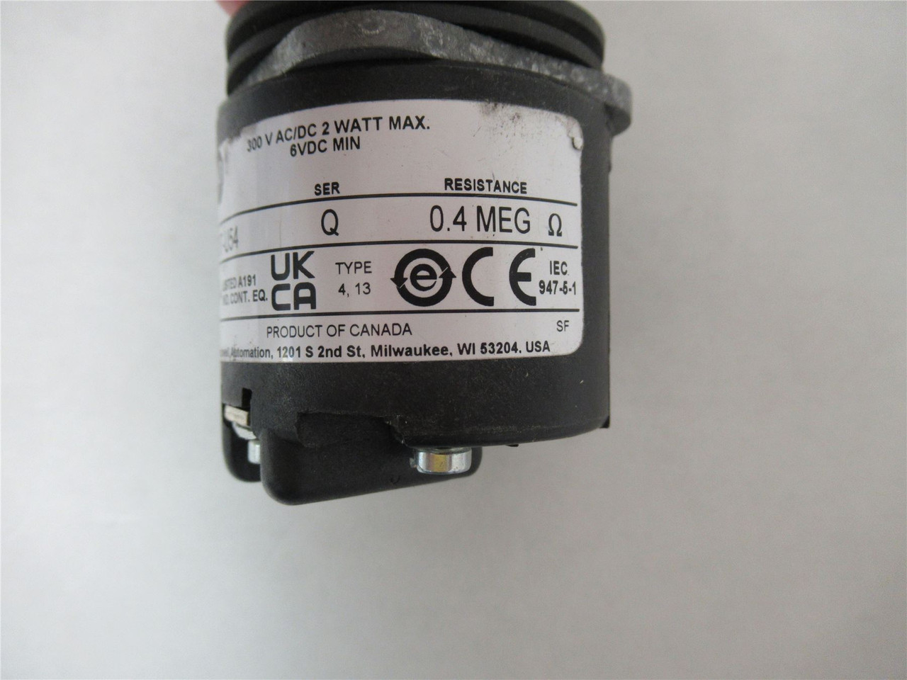 Allen-Bradley 800T-U54; Potentiometer .4MegOhm; 30.5mm
