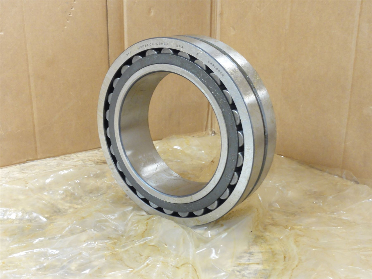 SKF 23034 CC/C3W33; Spherical Roller Bearing 170mmID; 260mmOD