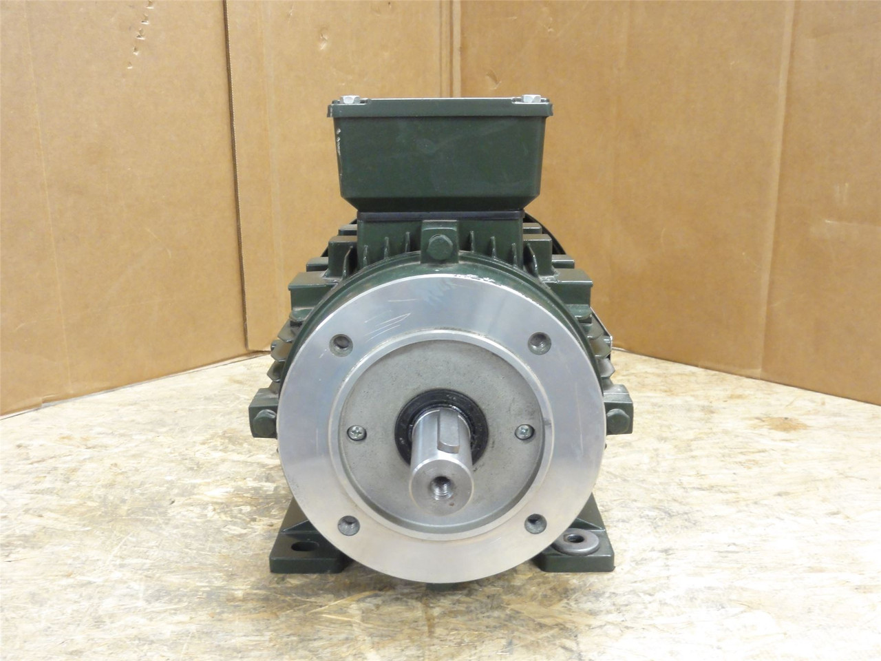 WorldWide Electric IEC1.5-18-90-C; Motor; 1-1/2HP; 230/460VAC