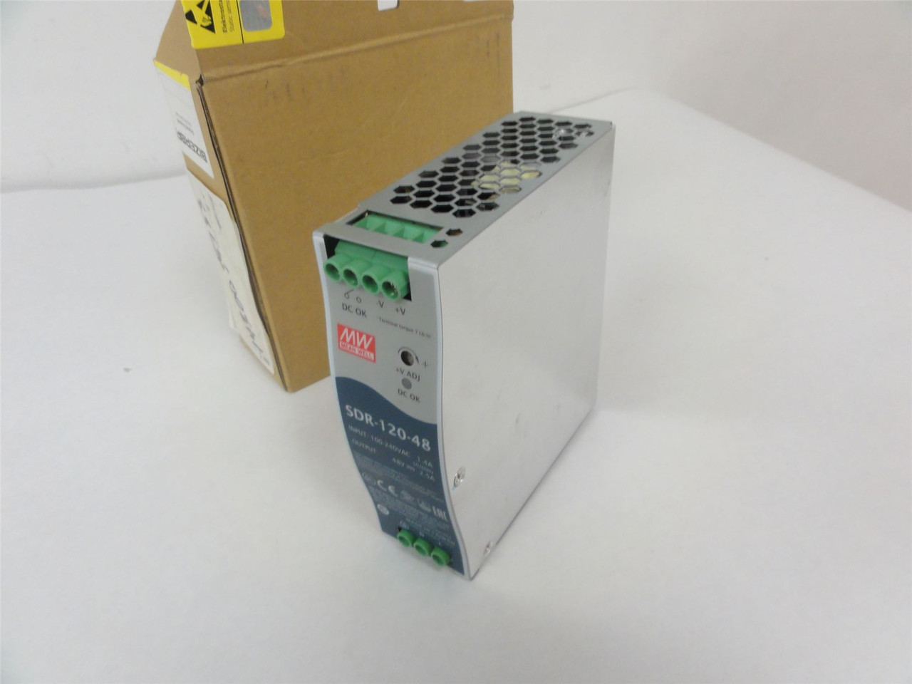 Mean Well SDR-120-48; Power Supply In: 100-240VAC; Out: 48V