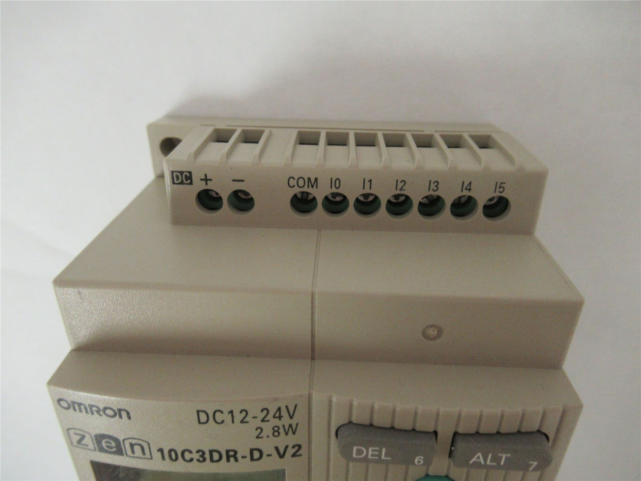 Omron ZEN-10C3DR-D-V2; Programmable Logic Controller