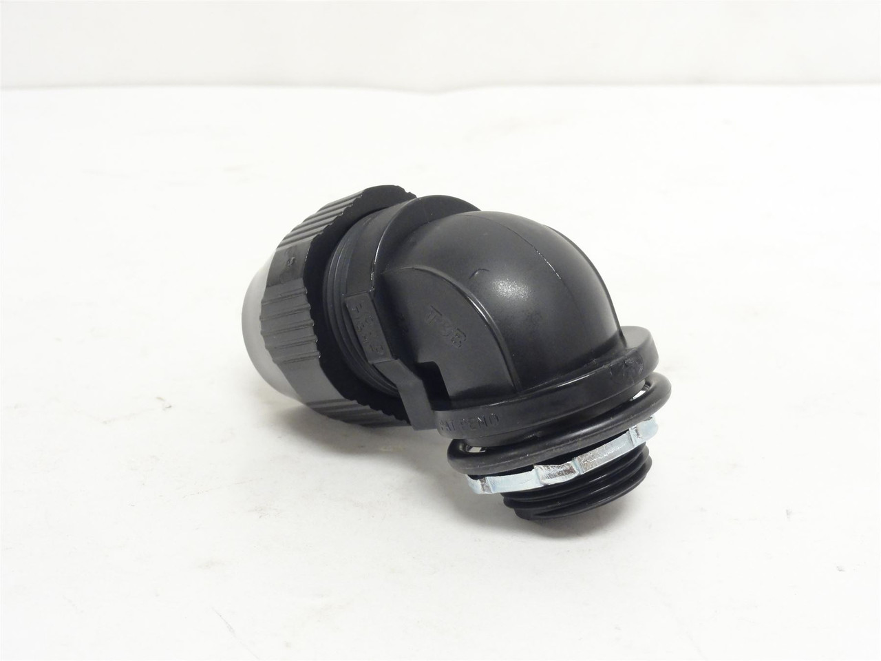 Thomas-Betts LT975P; Liquid Tight Connector 90Deg; Size: 3/4"