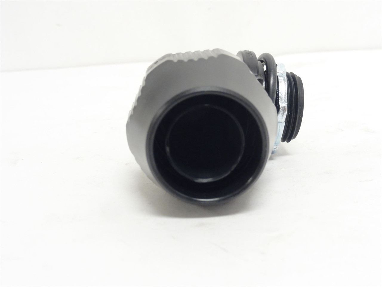 Thomas-Betts LT975P; Liquid Tight Connector 90Deg; Size: 3/4"