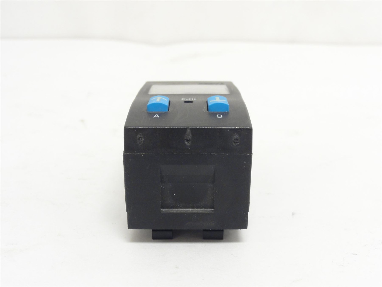 Festo SDE1-D10-G2-MS-L-P1-M8; Pressure Sensor/Switch 688542