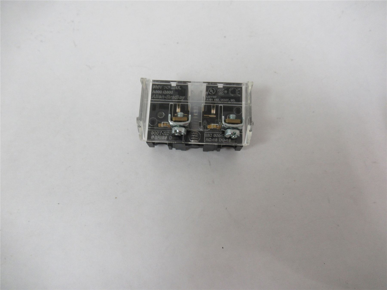Allen-Bradley 800T-D6D1;  Switch 30.5mm Non-Illum Metal