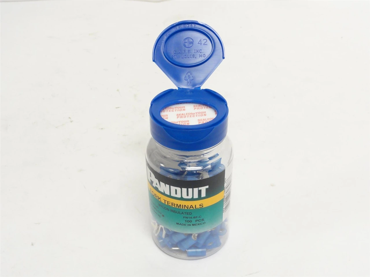 Panduit PN14-6F-C; Lot-100; Fork Terminals; #6 Stud; 18-14AWG
