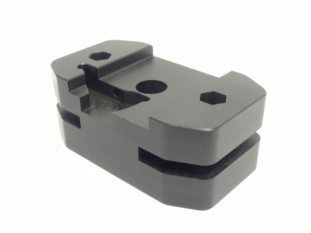 MFG- DPBS002; Flex Line Base Shackles