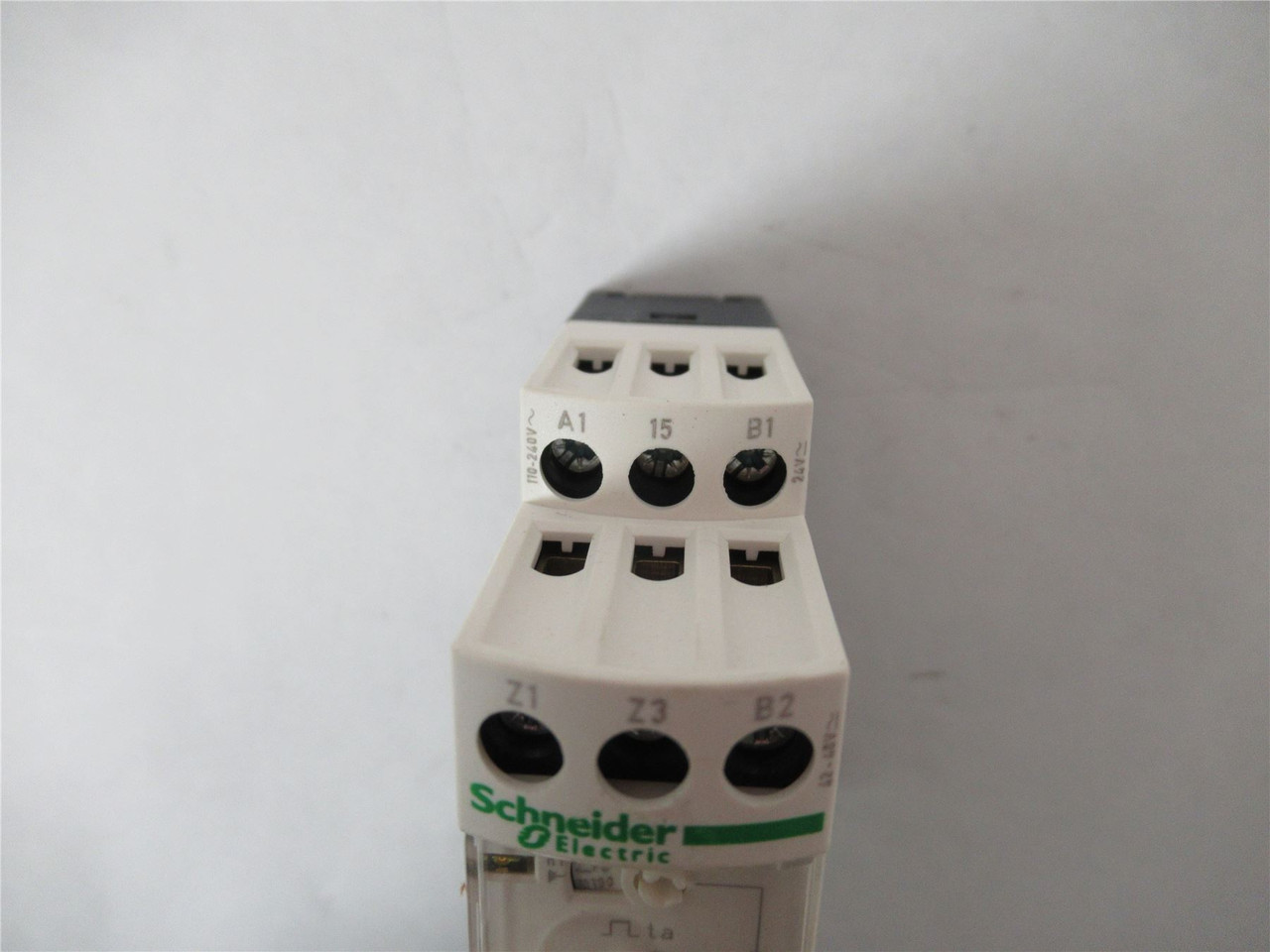Schneider RE7CV11BU; Timer Relay Flashing110-240VAC 24VAC/DC