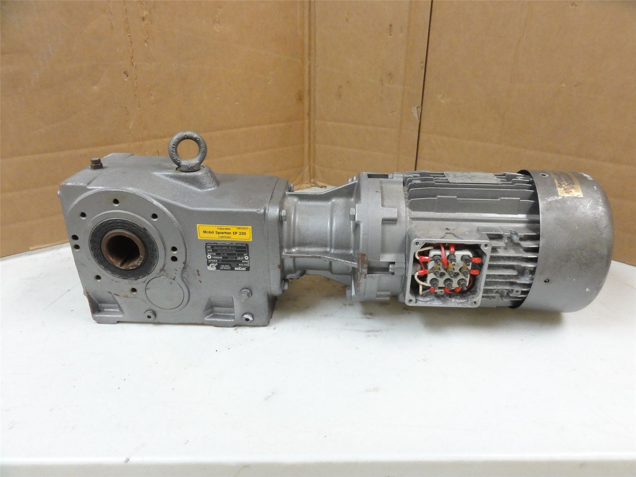 Nord SK9016.1AZ N140TC-90S/6; Gear-Motor 81.38:1 Ratio; 20RPM