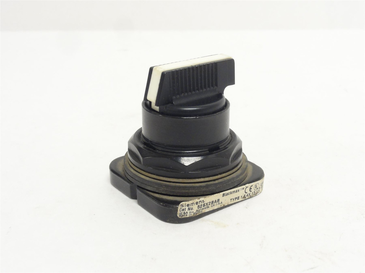 Siemens 528X2BAB; Heavy-Duty Selector Switch Operator; 3-Pos