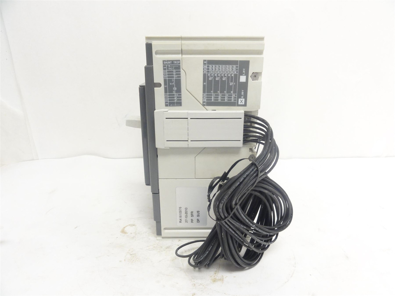 ABB T5H400DW; Tmax Molded Case Switch 400A; 3P; 600V