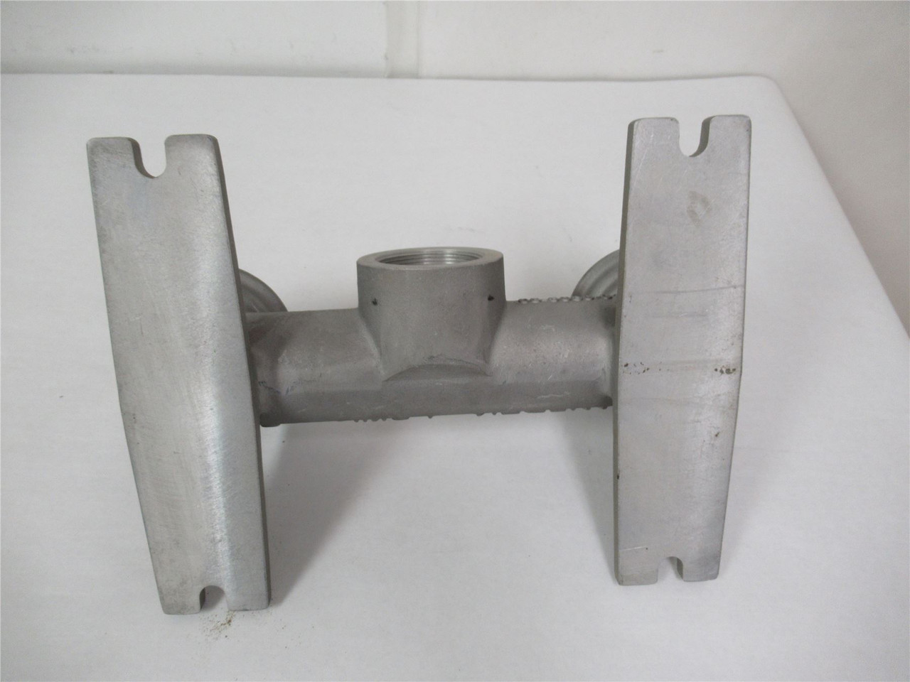 Wilden 08-5080-01; Threaded Inlet Suction Manifold  2" Pump