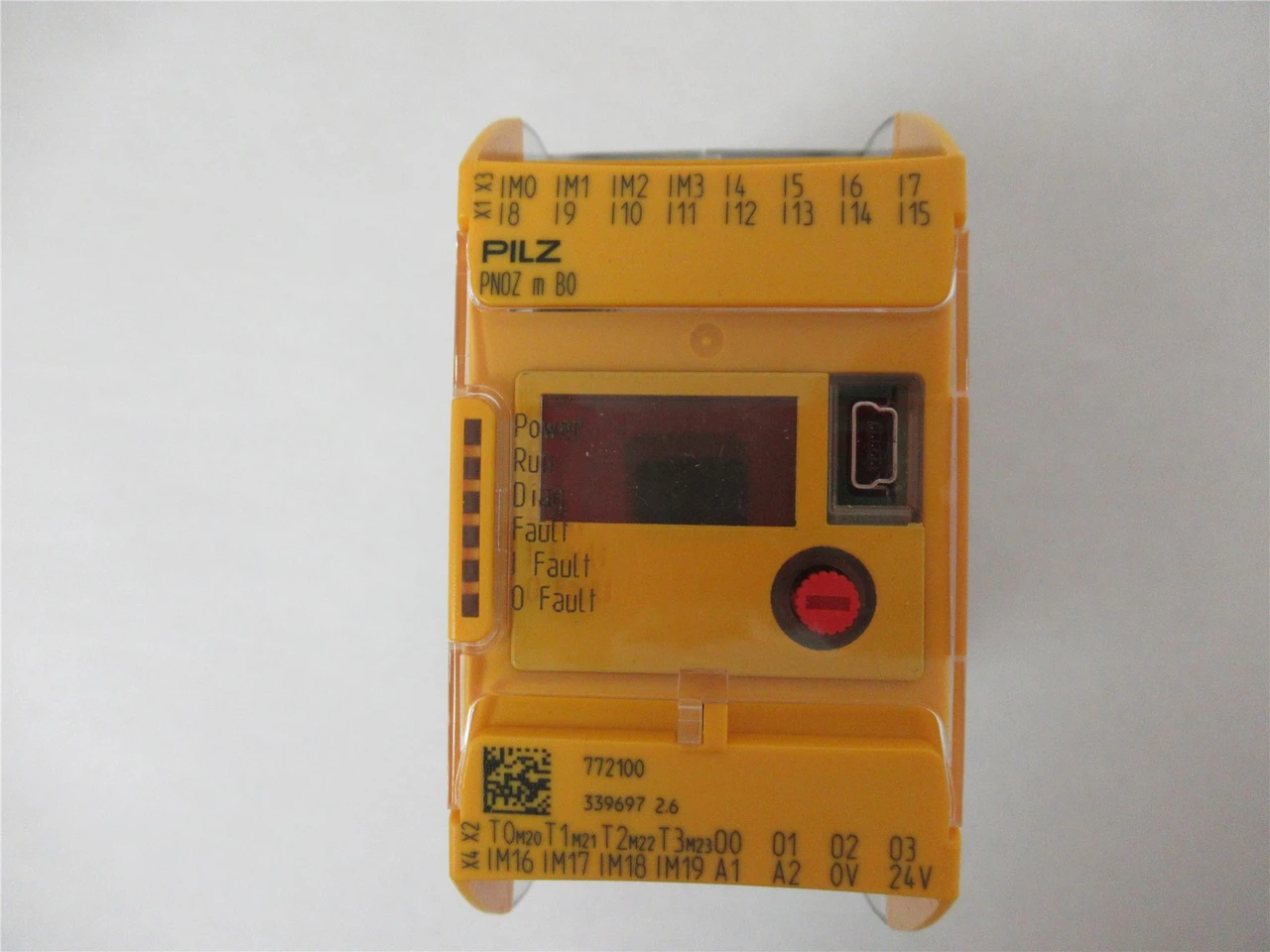 Pilz PN0ZmB0; Safety Relay 24VDC Plug In Din Rail
