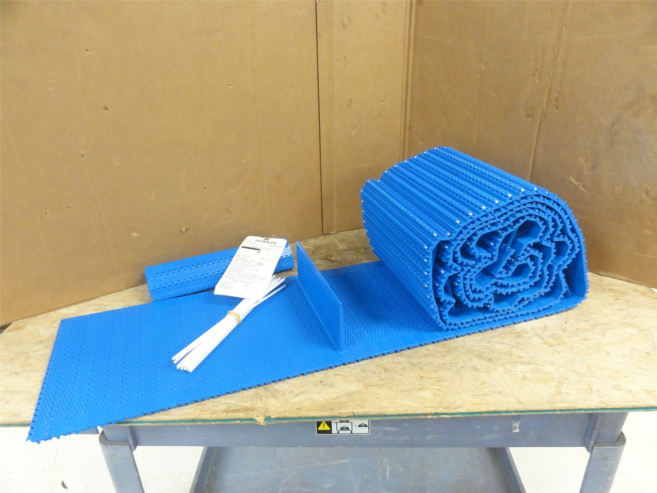 Intralox S1600-13-18; Nub Top Flighted Belt; 13" W x 18' L