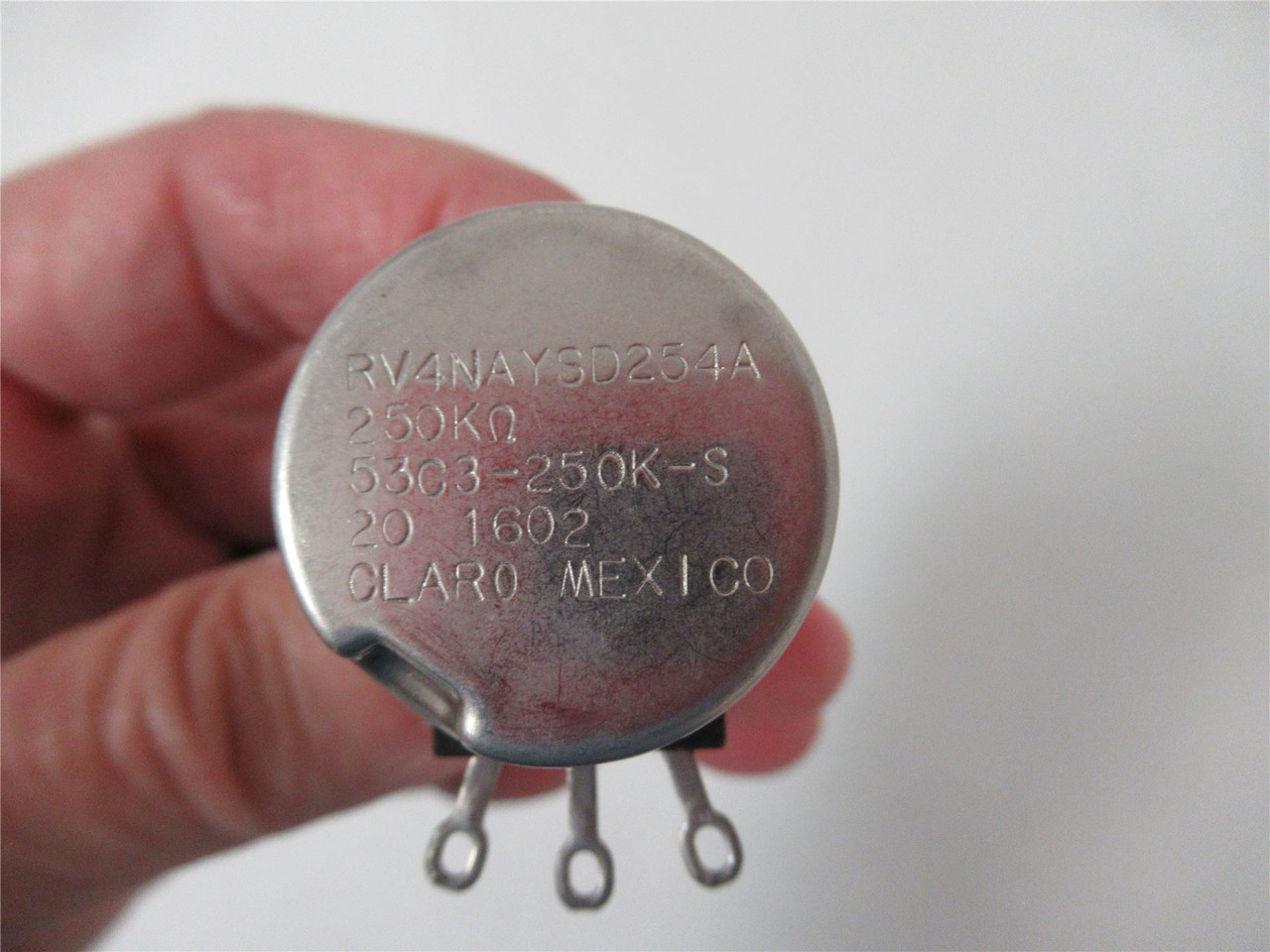Clarostat RV4NAYSD254A; Potentiometer 2Watt 1/4" Shaft 7/8" L