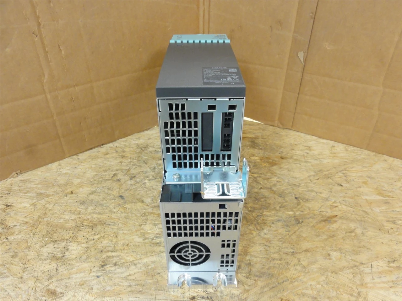 Siemens 6SL3120-1TE23-0ACO; AC Drive; 510-720VDC; 36A In