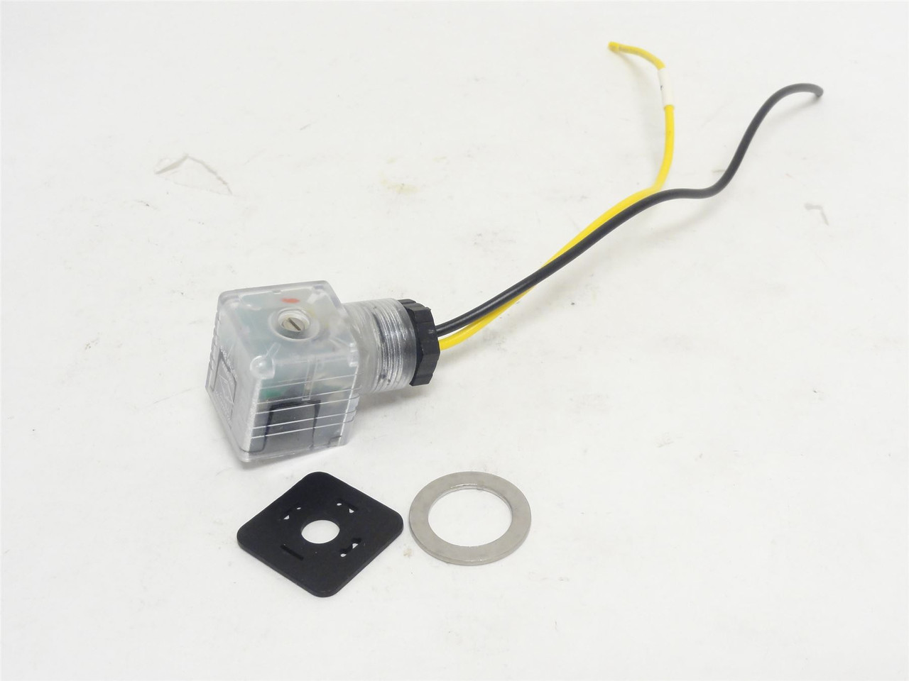 Canfield P5105-1751000; Solenoid Cable Connector; 6-48VAC/DC