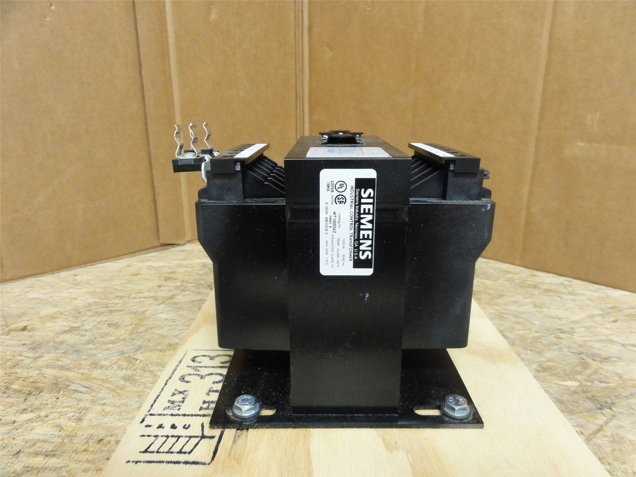 Siemens MT1000AZ; Transformer 1.0 KVA; 240V/480VAC Primary