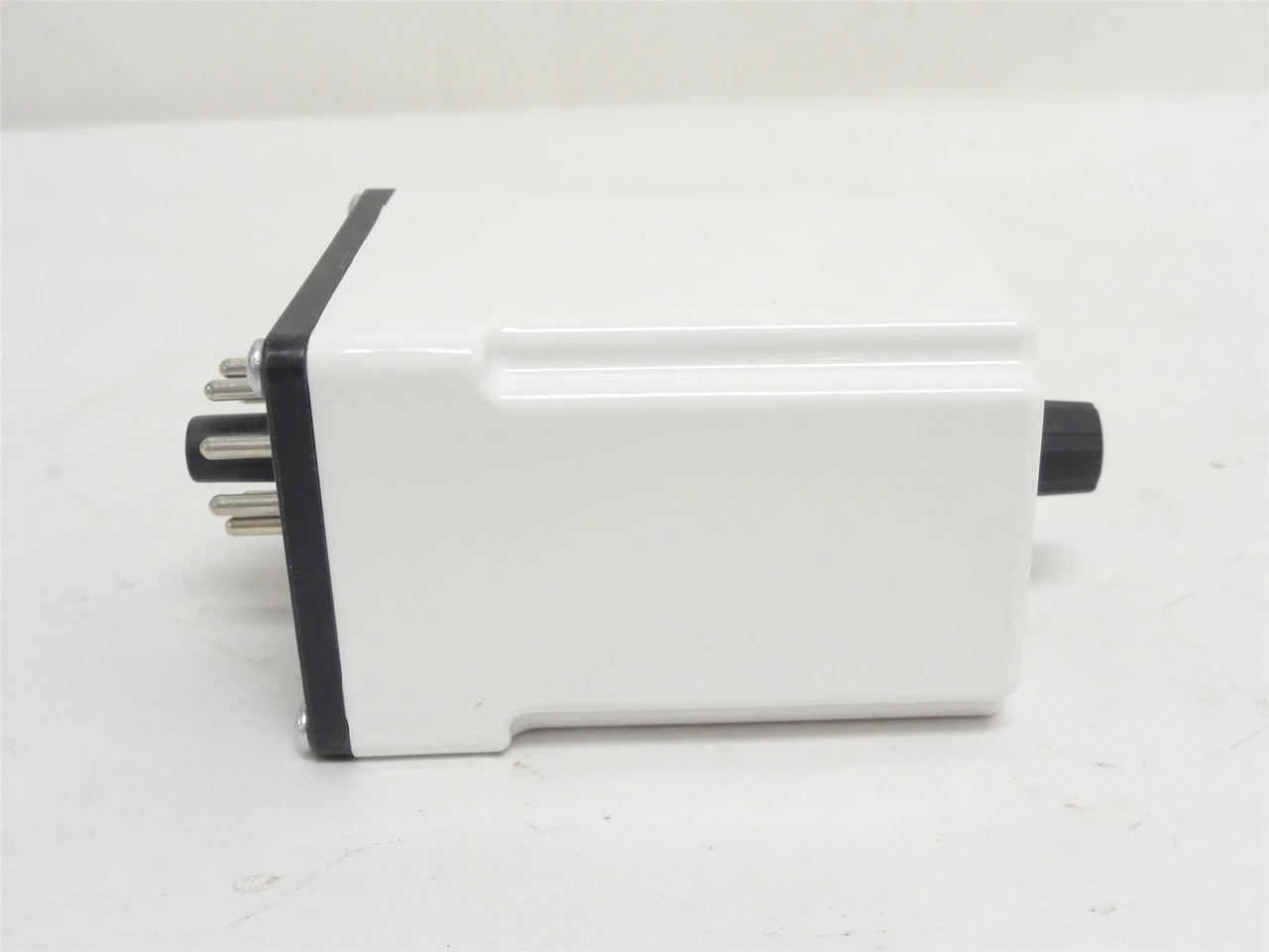 Square D 9050JCK14V20; Time Delay Relay 1.2-120 Seconds; 110V