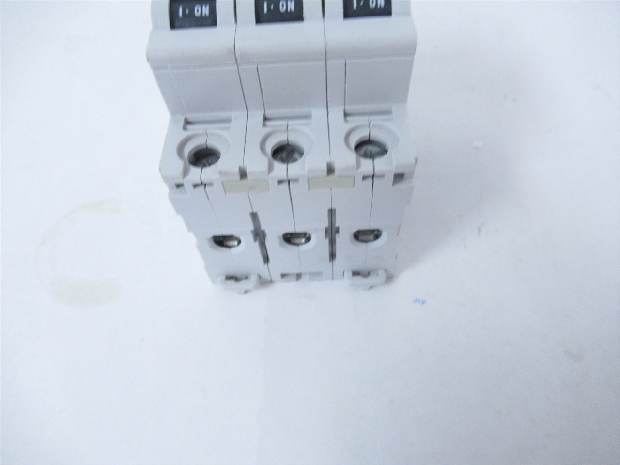 Schneider M9F22325; Multi 9 Circuit Breakwer 25A 3P