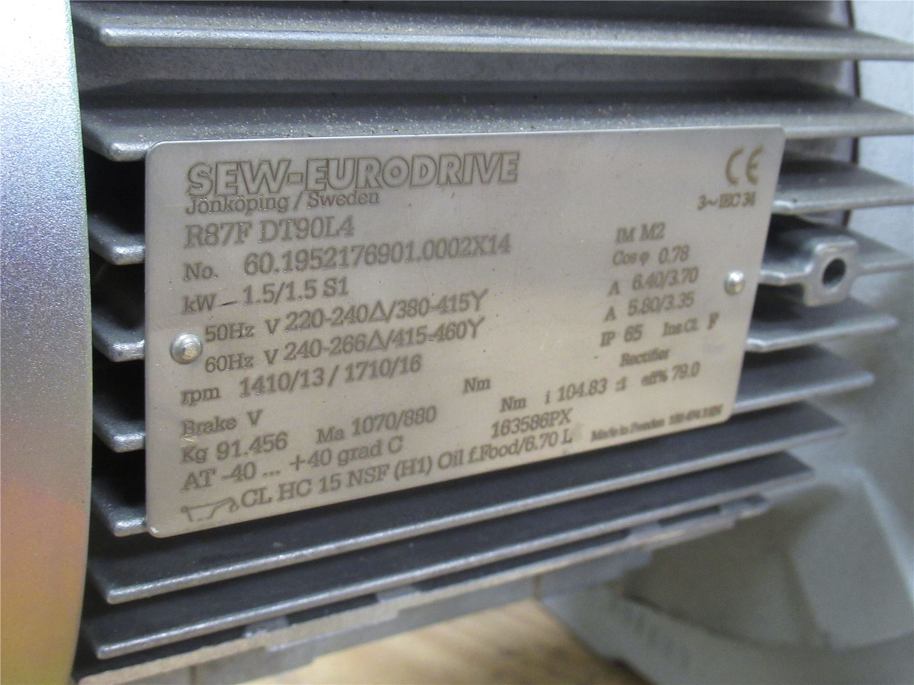 SEW R87FDT90L4; AC Gearmotor; 104.83:1; 1.5KW 240/460V; 3Ph