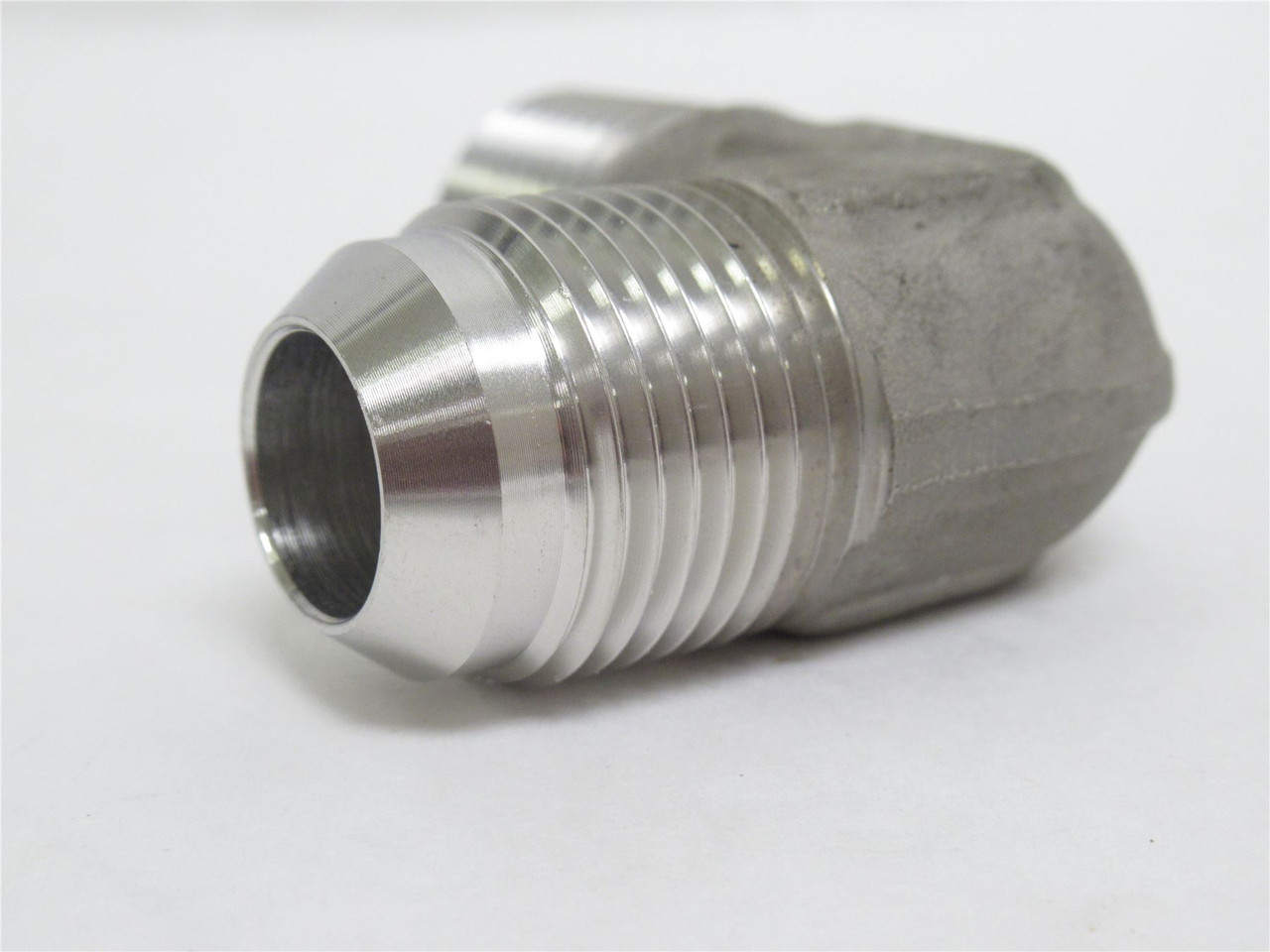 Parker 10 CTX-SS; Hydraulic 90 Deg Elbow SS; 5/8 JIC x 1/2 NPT