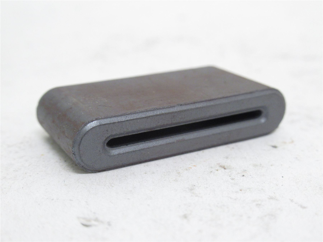 Laird-Signal 28R1141-010; Lot-31; Free Hanging Ferrite Cores
