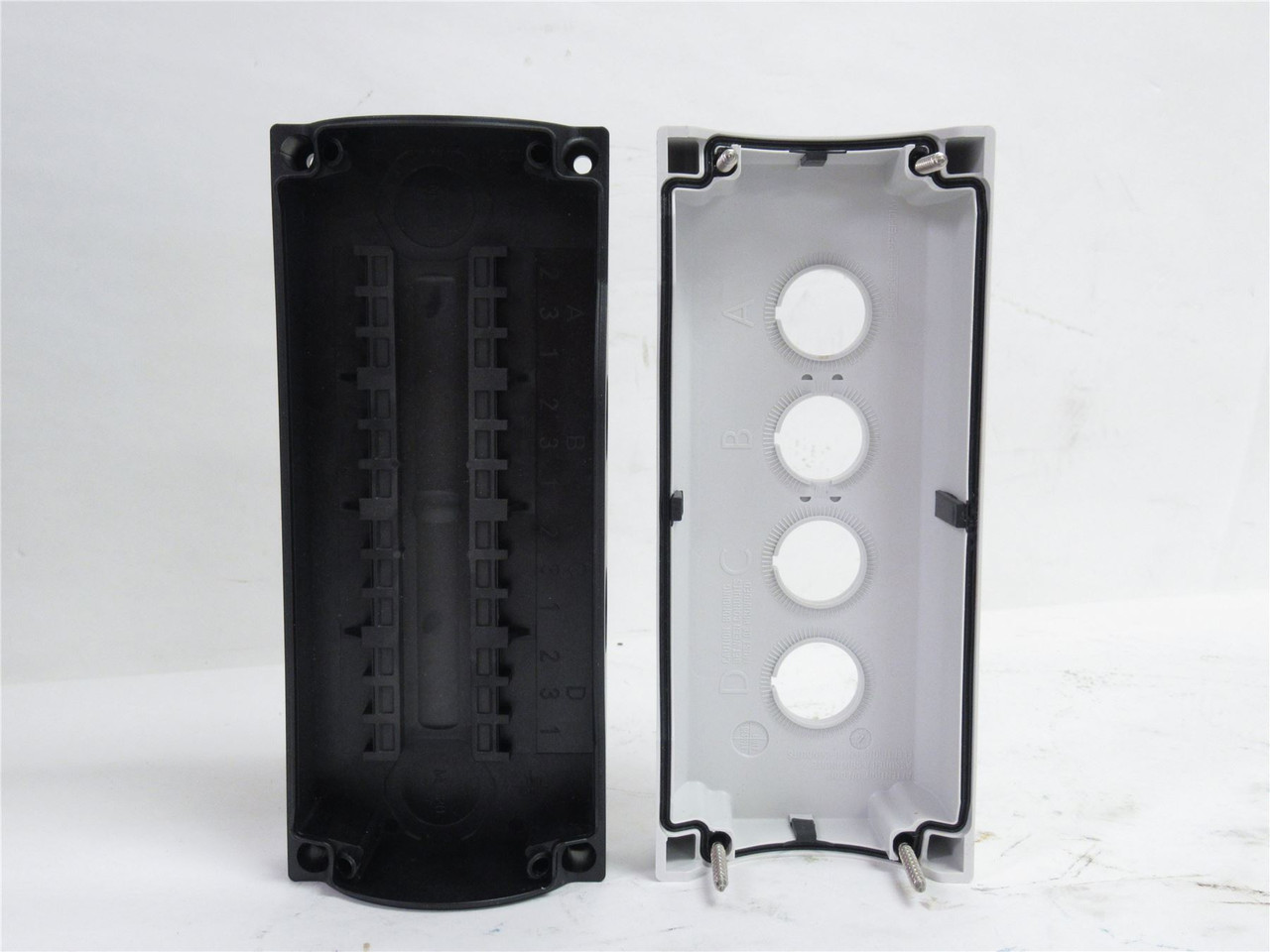 Moeller M22-I4; Pushbutton Enclosure; 4-Way; Grey RAL7035