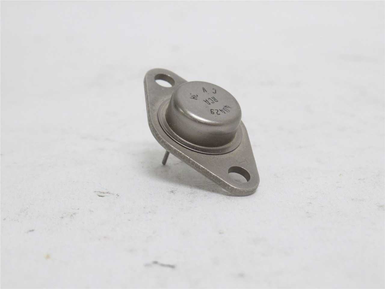 RCA 40429; Transistor; Solid State; 720 Watt; 120VAC