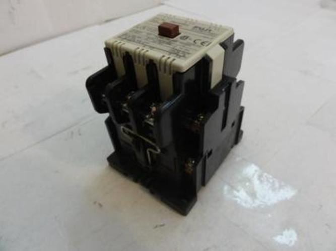 Fuji 2NC0T0; Overload Relay; 3 Pole 60A