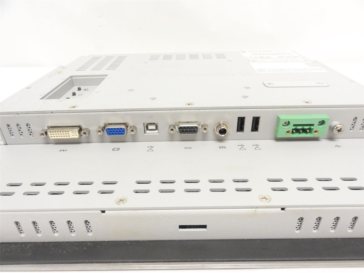 Allen-Bradley 6186M-17PTSS; Interface Color Touch Screen; 17"