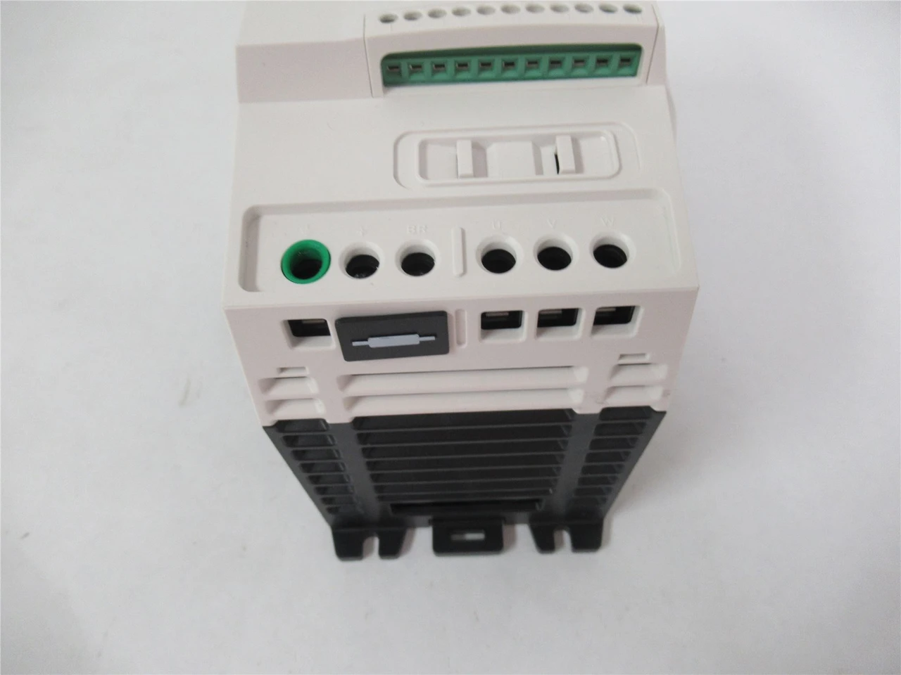 Bardac Drives E3-240058-3042; AC Drive 3HP 460V 3Ph