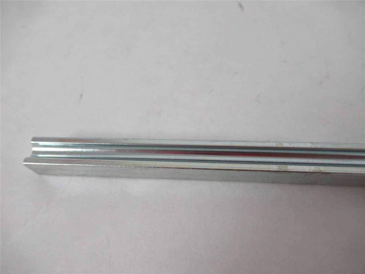 Siemens 8UC6032; Extension Shaft 300 mm L x8 mm W  Composite