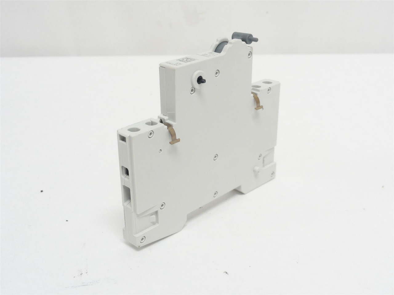Siemens 5ST3010; Auxiliary Contact; 6A; 230VAC; 1-NO; 1-NC