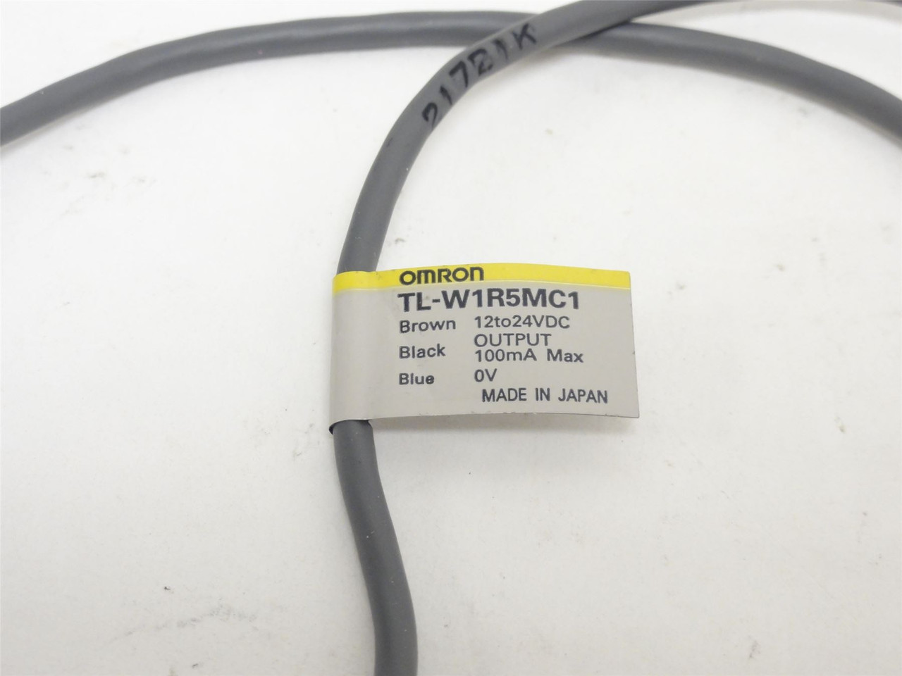 Omron TL-W1R5MC1; Proximity Switch; 12-24VDC; 100mA Max