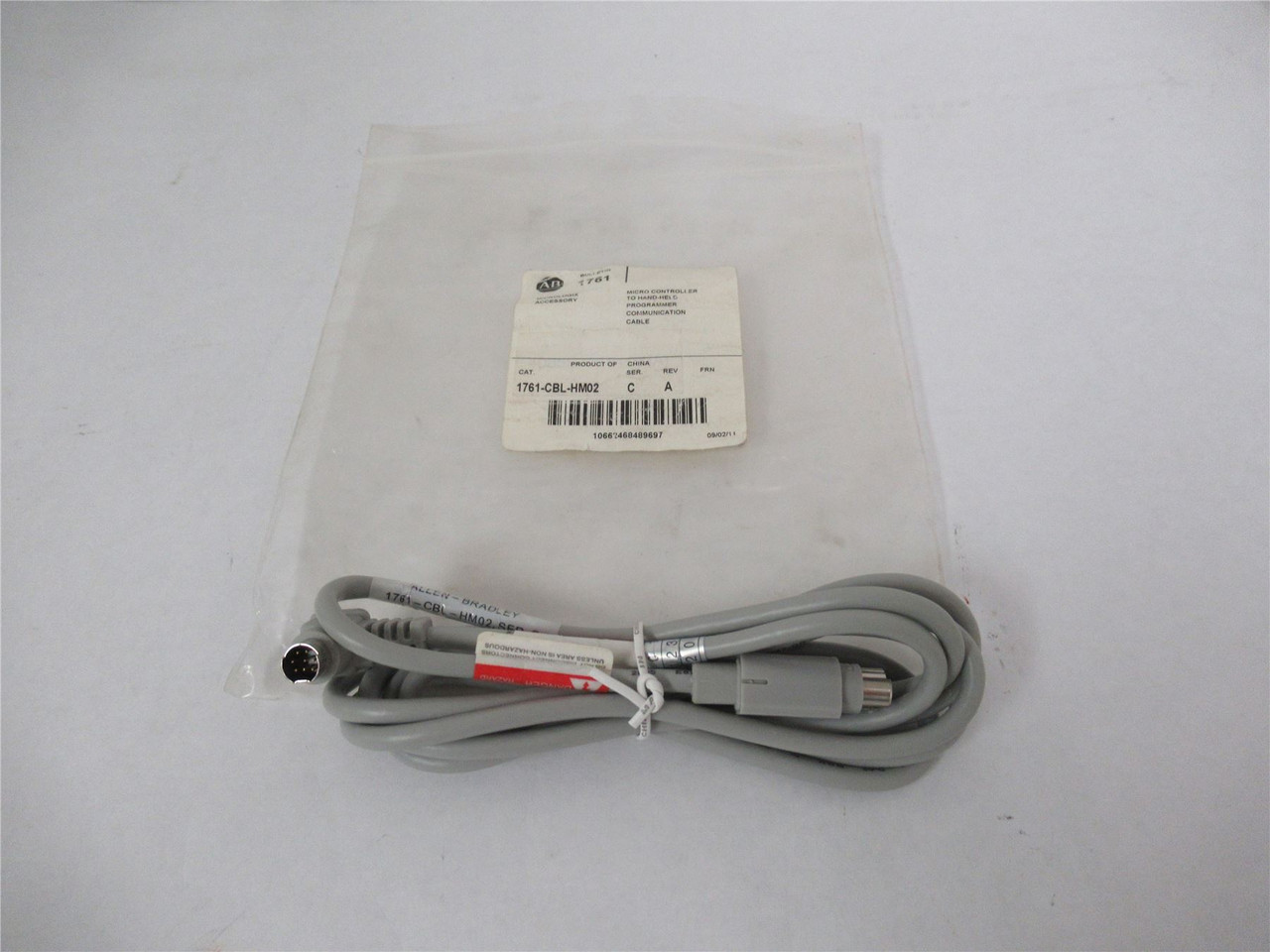 Allen-Bradley 1761-CBL-HM02; Cable 8-Pin To 8-Pin Mini DIN 2M