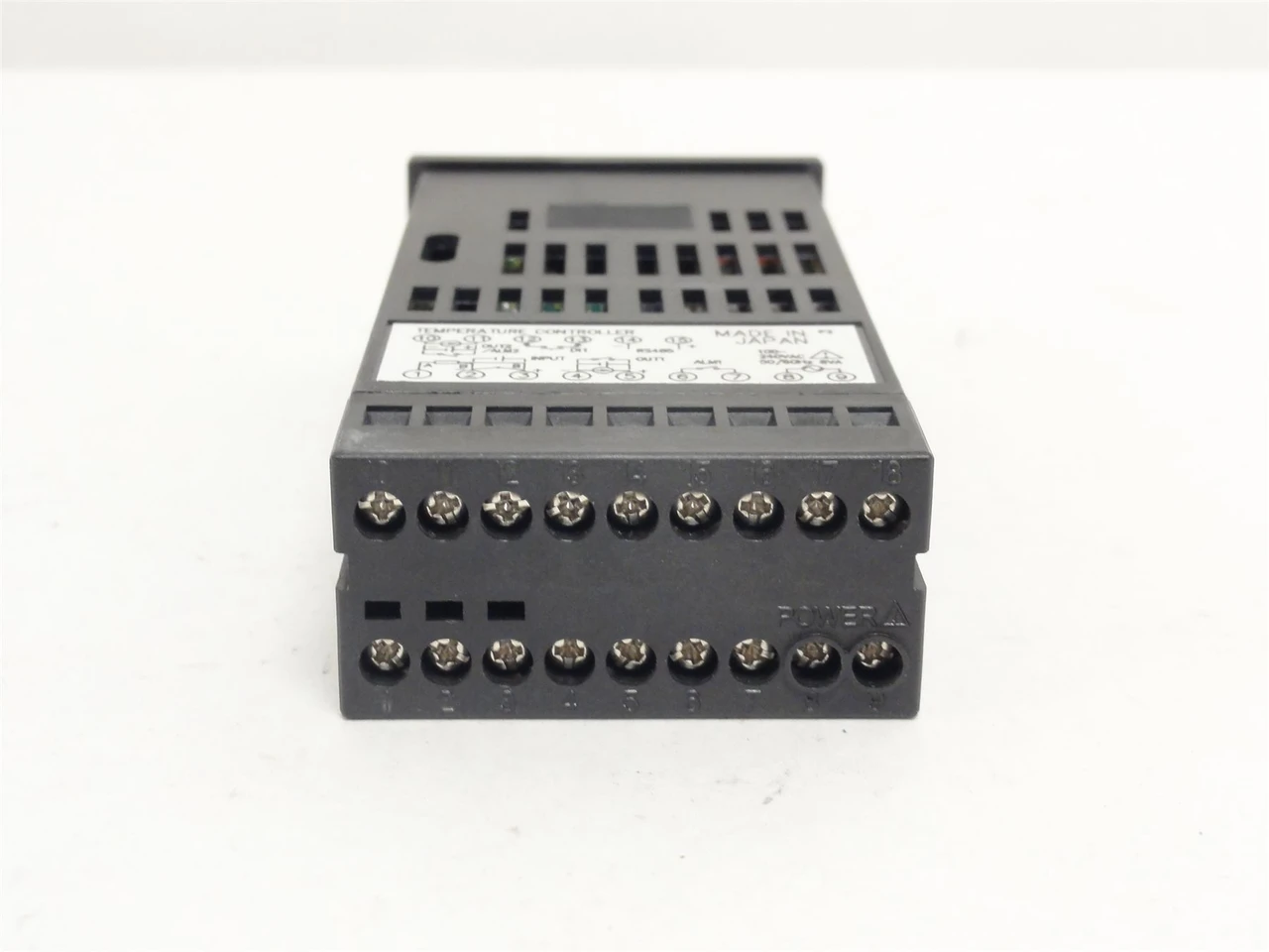 Fuji PXR3-SAA1-4V0A1; Temperature Controller; 100-240VAC