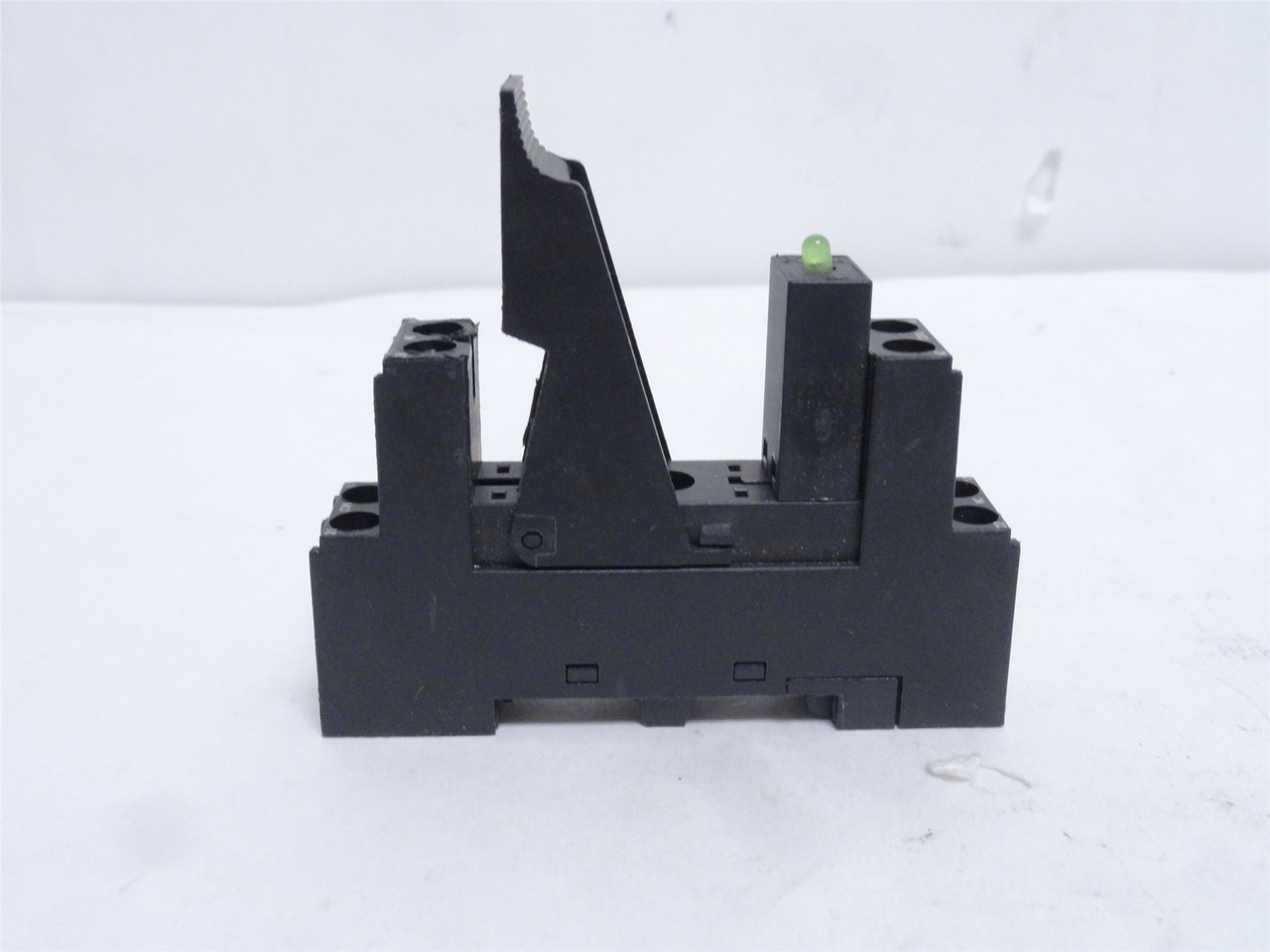 Custom Connectors ES50; Relay Socket 8-Pin; 2-Pole; 12A; 300V