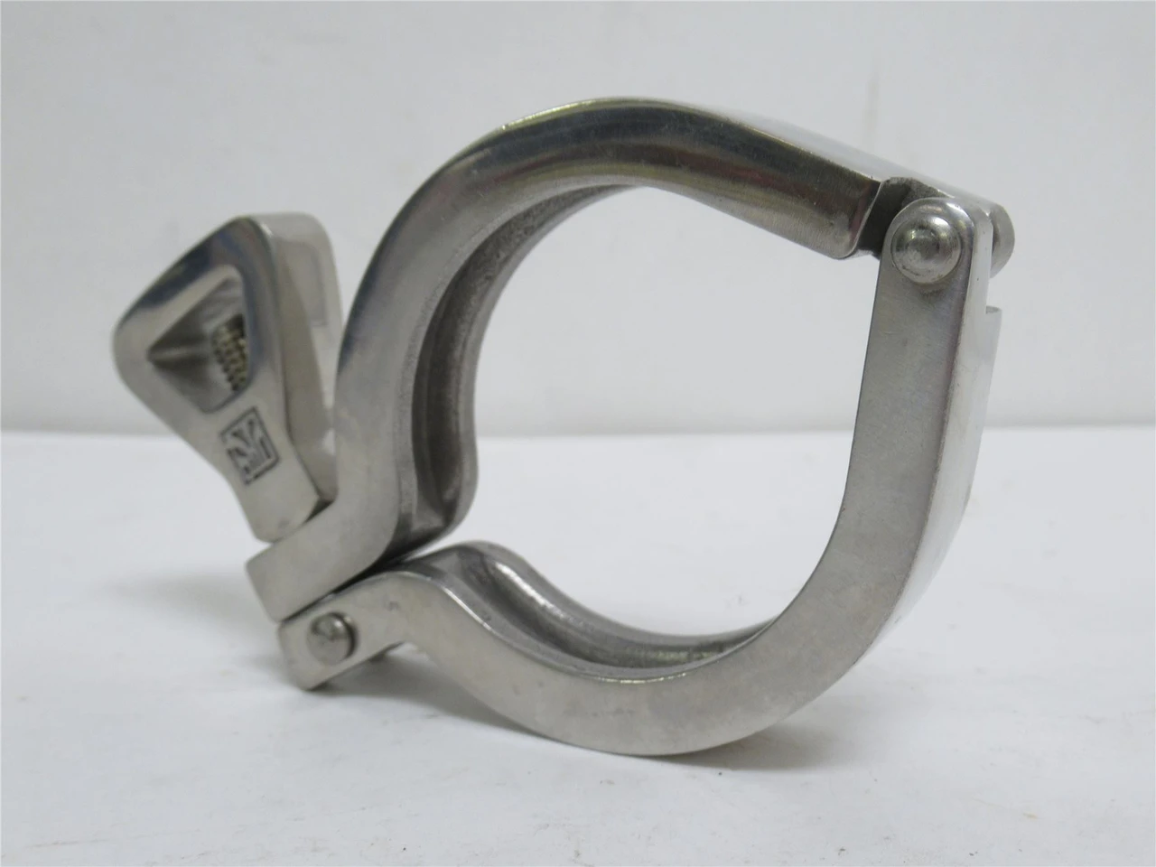 WCB-Flow 119-30; Sanitary Clamp SS-304; Size: 2"; 13MHHM-7