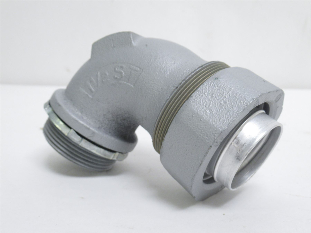 Appleton STB-90150; Liquid-Tight Conduit Elbow; 90Deg; 1-1/2"
