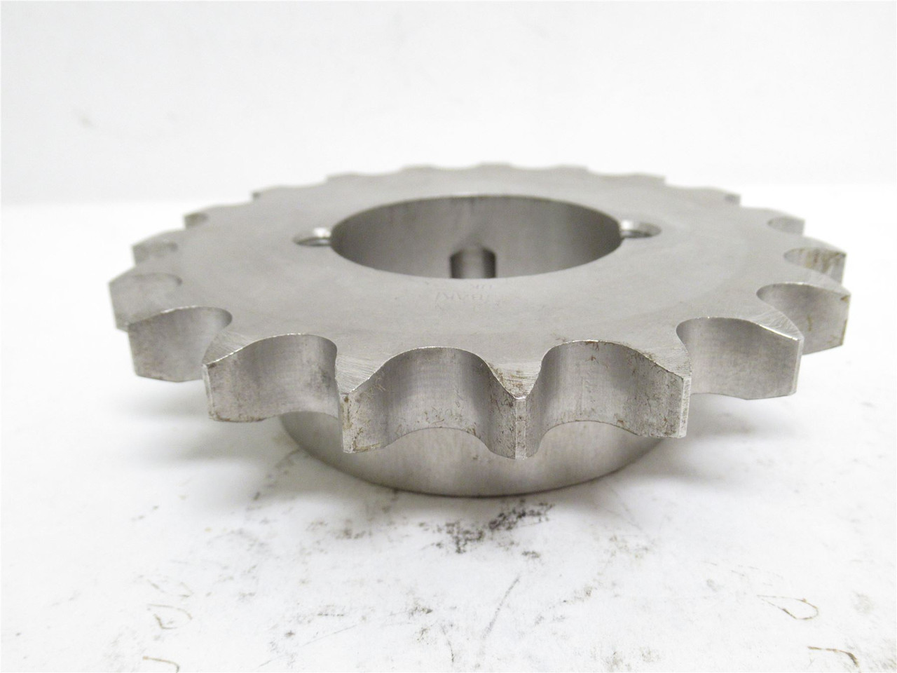Tsubaki 60BTL19SS; Bushed Sprocket #60; SS; 19 Teeth