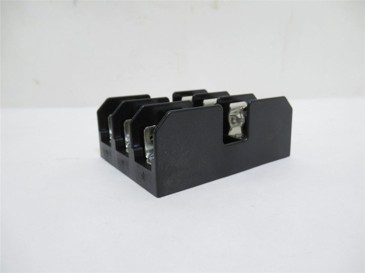 Bussmann BM6033SQ; Fuse Holder; 3P; 30A; 600VAC; 10AWG