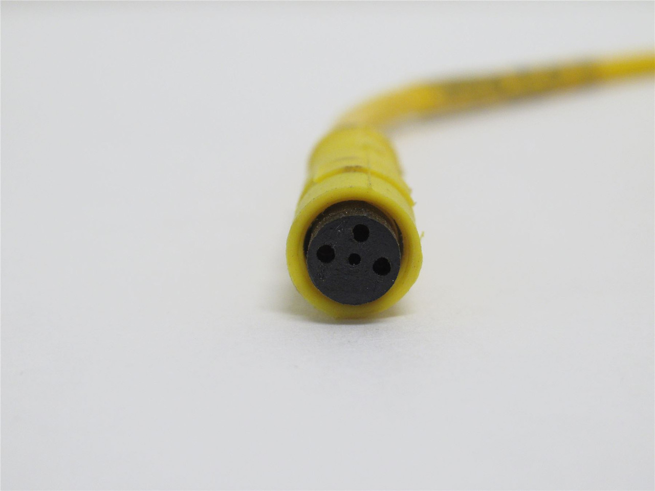 BALLUFF C49APE00VY050M; Connector Cable 1200860291; 3-Wire