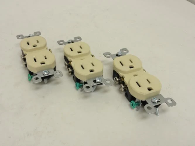 Levitron 5320-ICP; Lot-3; Duplex Receptacle; 15A; 125V; Ivory