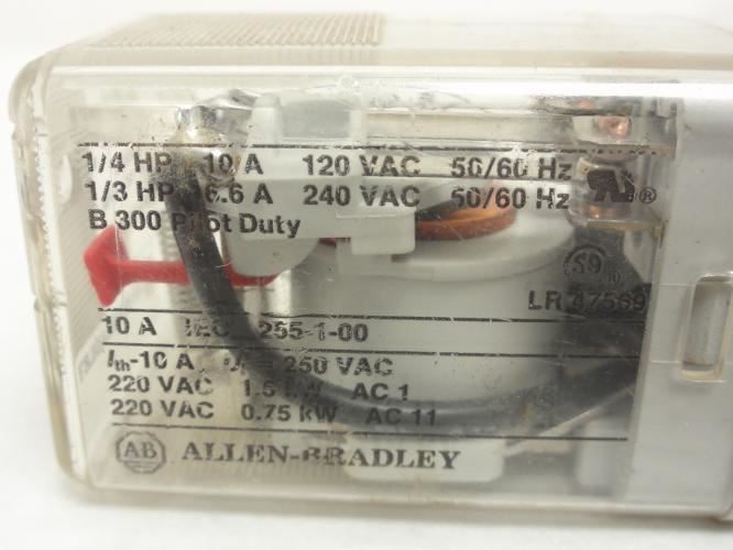 Allen-Bradley 700-HA33A2; Relay; 10A; 250VAC; Coil: 240VAC