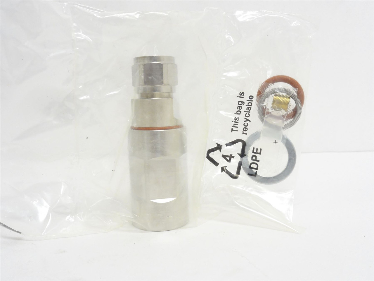 Commscope L4.5PNM-RC; Male Ring Flare; 7-16 DIN; 0 – 6100MHz