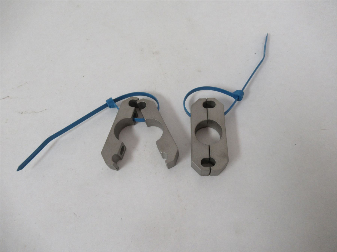MFG 252315; Lot-2 Cable/Coil Clamp SST