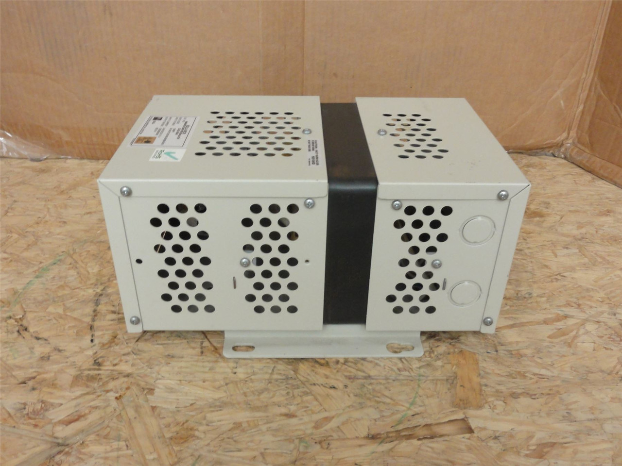 Sola 63-23-150-8; Transformer; 500VA; Output: 120/208/240V